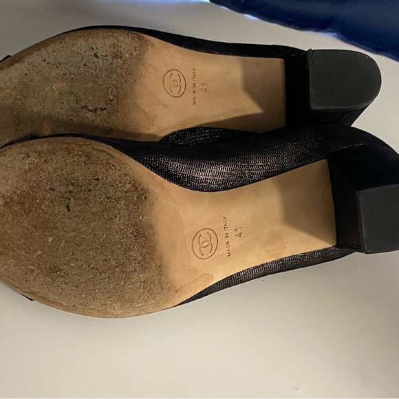 Chanel Heels Classic Black w/ gold flex size 41 or 10 US 11 US excellent authent - Picture 11 of 12